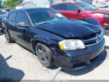  Salvage Dodge Avenger