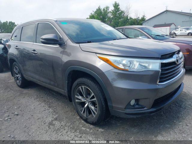  Salvage Toyota Highlander