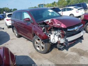  Salvage Toyota Highlander