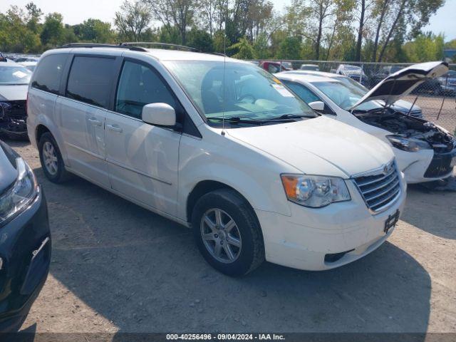  Salvage Chrysler Town & Country