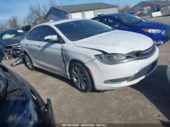  Salvage Chrysler 200