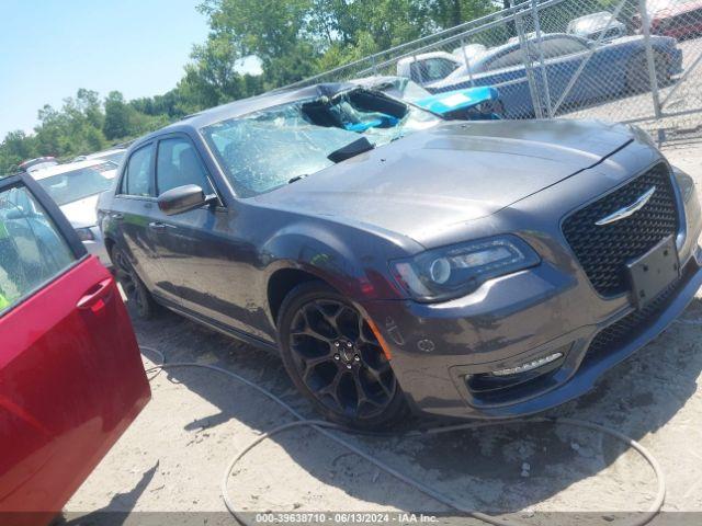  Salvage Chrysler 300