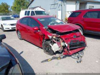  Salvage Toyota Prius