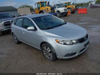  Salvage Kia Forte