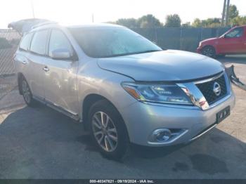  Salvage Nissan Pathfinder