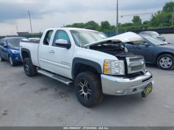  Salvage Chevrolet Silverado 1500