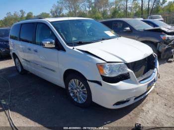  Salvage Chrysler Town & Country