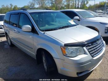  Salvage Chrysler Town & Country