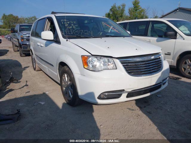  Salvage Chrysler Town & Country