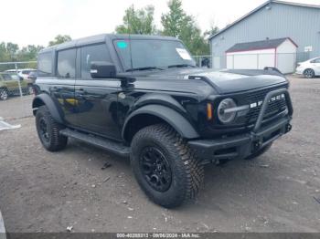  Salvage Ford Bronco