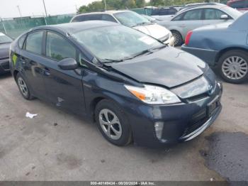  Salvage Toyota Prius