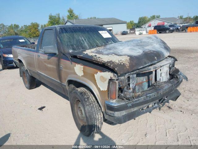  Salvage Dodge Dakota