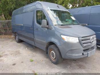  Salvage Mercedes-Benz Sprinter 2500