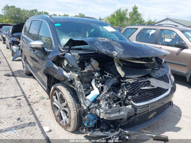  Salvage Chrysler Pacifica