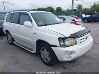  Salvage Toyota Highlander