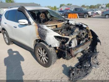  Salvage Nissan Rogue