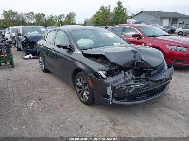  Salvage Chrysler 200