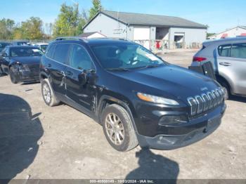  Salvage Jeep Cherokee