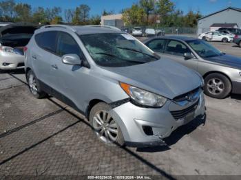  Salvage Hyundai TUCSON