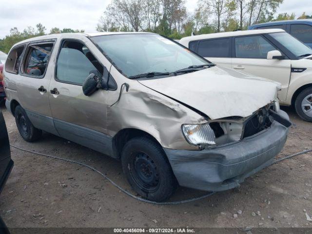  Salvage Toyota Sienna