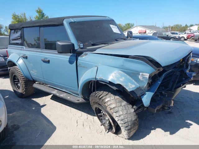  Salvage Ford Bronco