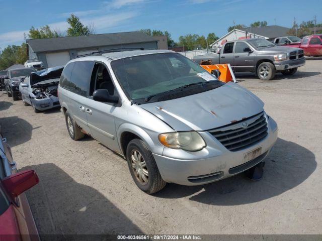  Salvage Chrysler Town & Country