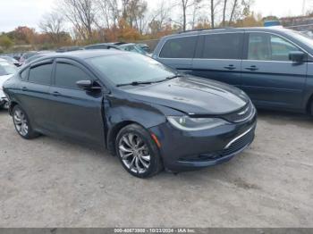  Salvage Chrysler 200