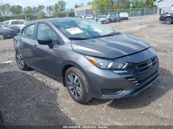  Salvage Nissan Versa