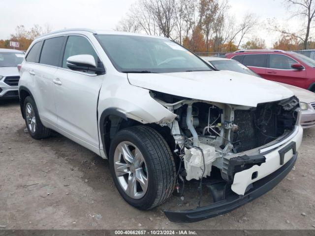  Salvage Toyota Highlander