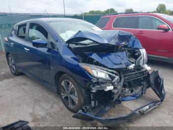  Salvage Nissan LEAF