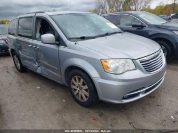  Salvage Chrysler Town & Country