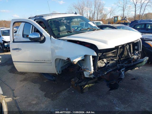  Salvage Chevrolet Avalanche 1500