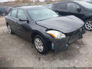  Salvage Nissan Altima