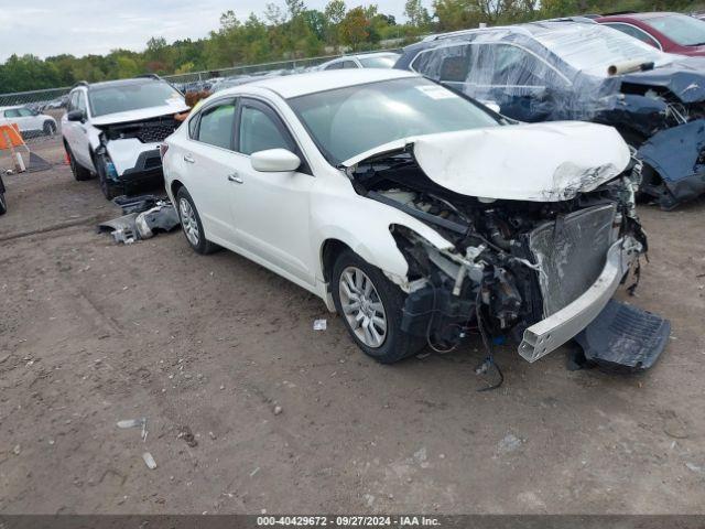  Salvage Nissan Altima