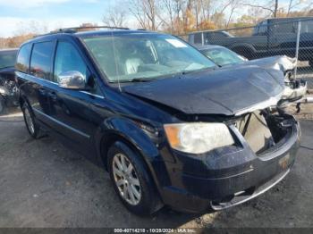  Salvage Chrysler Town & Country