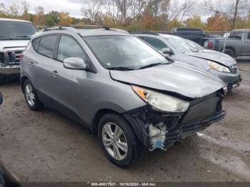  Salvage Hyundai TUCSON