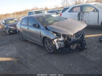  Salvage Kia Forte