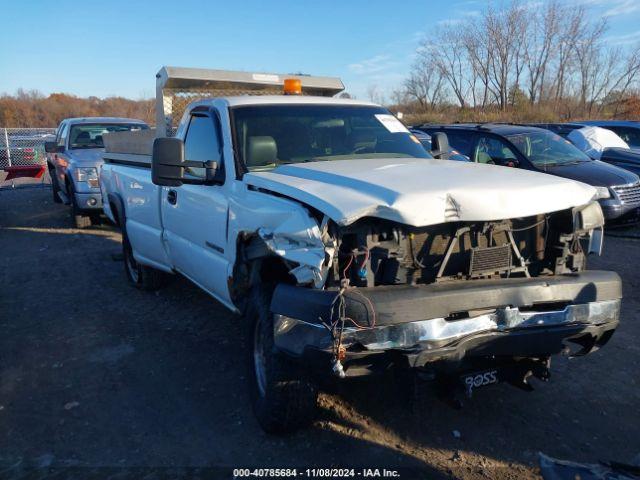  Salvage Chevrolet Silverado 2500