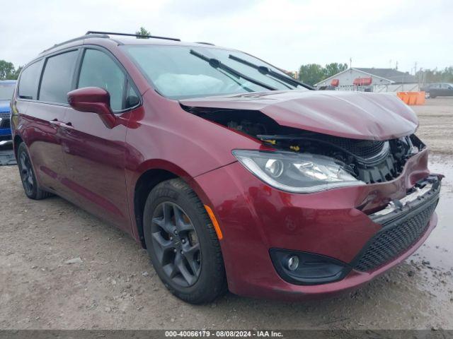  Salvage Chrysler Pacifica