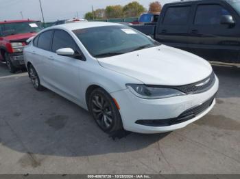  Salvage Chrysler 200