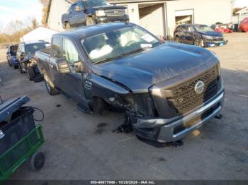  Salvage Nissan Titan