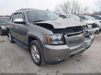  Salvage Chevrolet Avalanche