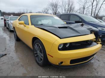  Salvage Dodge Challenger