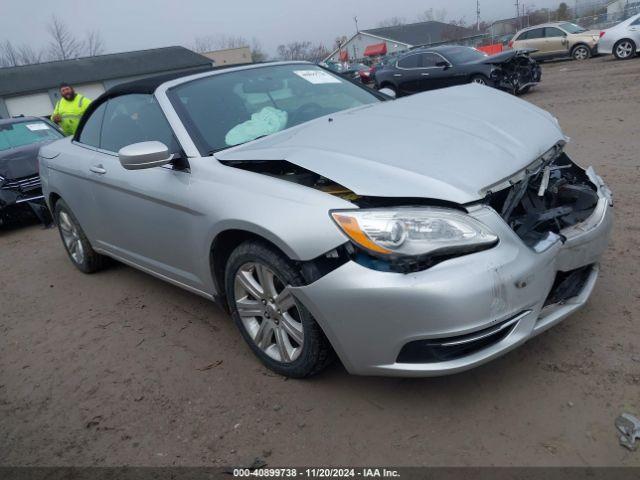  Salvage Chrysler 200