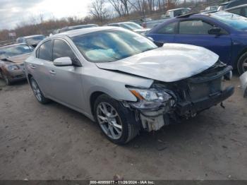  Salvage Nissan Maxima