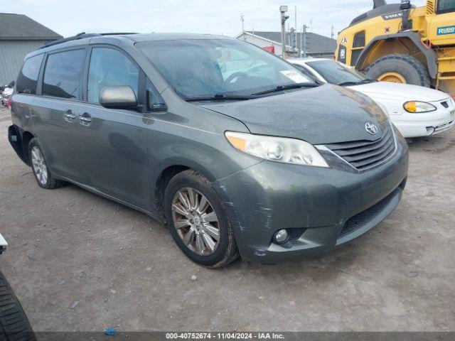  Salvage Toyota Sienna