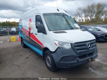  Salvage Mercedes-Benz Sprinter 2500