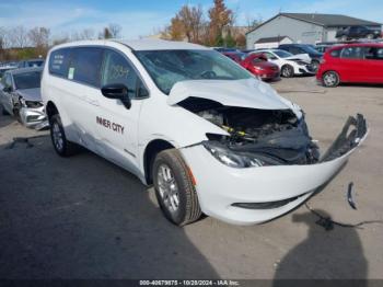  Salvage Chrysler Voyager