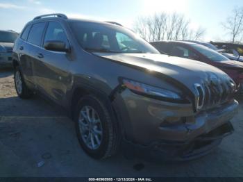  Salvage Jeep Cherokee