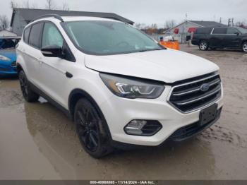  Salvage Ford Escape